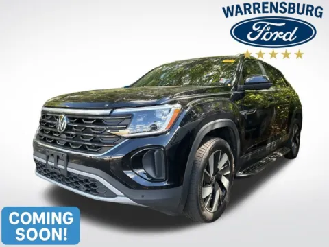 Another view of 2024 Volkswagen Atlas Cross Sport 2.0T SE w/Technology for sale in Warrensburg, MO at Warrensburg Ford