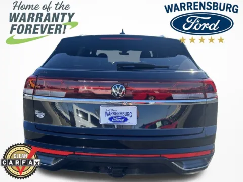 More photos of 2024 Volkswagen Atlas Cross Sport 2.0T SE w/Technology at Warrensburg Ford, MO