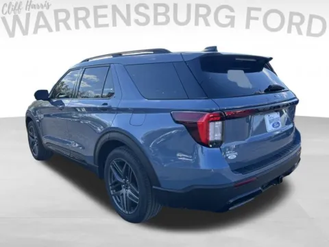 More photos of 2025 Ford Explorer ST-Line at Warrensburg Ford, MO