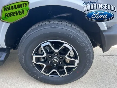 More photos of 2025 Ford Bronco Outer Banks at Warrensburg Ford, MO