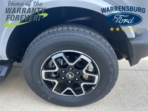 More photos of 2025 Ford Bronco Outer Banks at Warrensburg Ford, MO