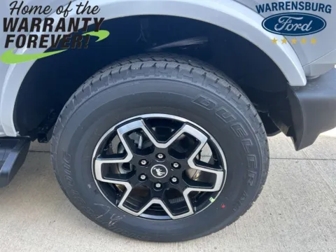 More photos of 2025 Ford Bronco Outer Banks at Warrensburg Ford, MO
