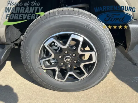 Photos of 2025 Ford Bronco Outer Banks for sale in Warrensburg, MO at Warrensburg Ford