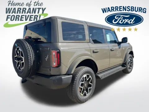 More photos of 2025 Ford Bronco Outer Banks at Warrensburg Ford, MO
