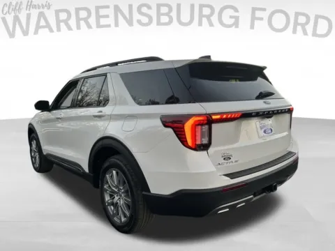 More photos of 2025 Ford Explorer Active at Warrensburg Ford, MO