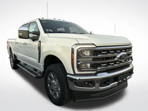 White 2026 Ford F-250SD Lariat for sale in Warrensburg, MO