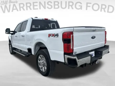 More photos of 2026 Ford F-250SD Lariat at Warrensburg Ford, MO