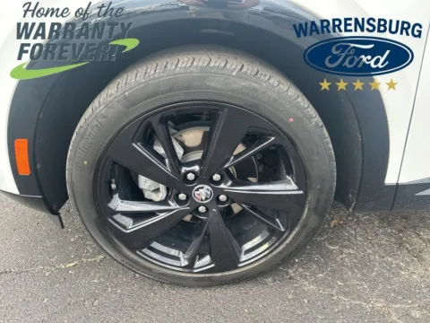 More photos of 2022 Buick Envision Essence at Warrensburg Ford, MO