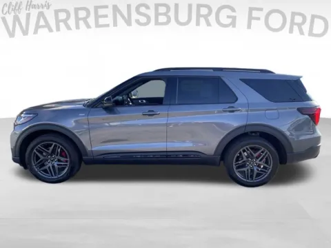 More photos of 2025 Ford Explorer ST-Line at Warrensburg Ford, MO
