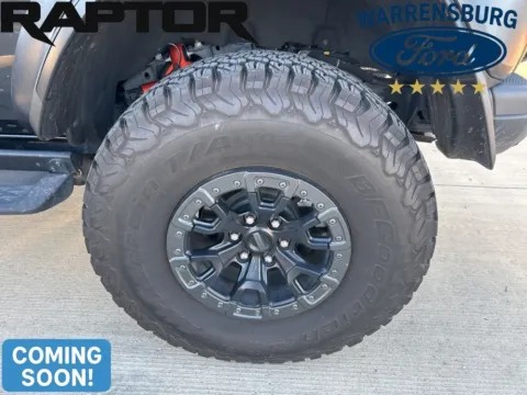 More photos of 2023 Ford Bronco Raptor at Warrensburg Ford, MO
