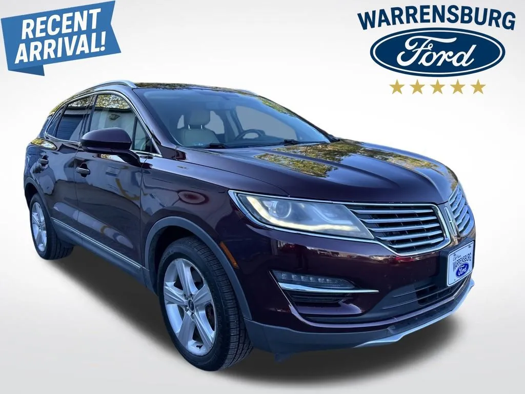 Used 2018 Lincoln MKC Base/Premiere with VIN 5LMCJ1D90JUL13741 for sale in Kansas City