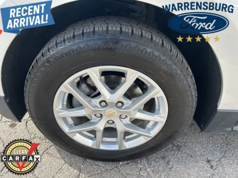 More photos of 2022 Chevrolet Equinox LT at Warrensburg Ford, MO