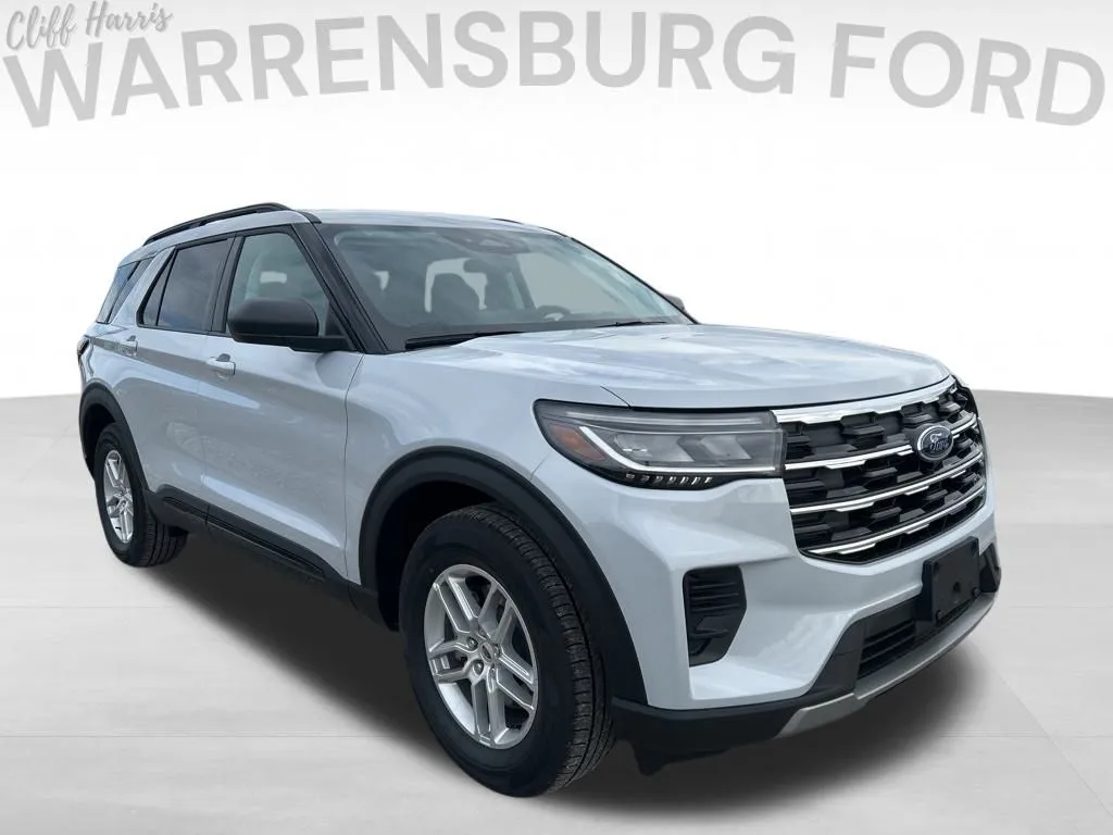 2026 Ford Explorer Active's photo