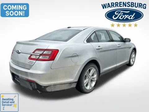 More photos of 2018 Ford Taurus SEL at Warrensburg Ford, MO