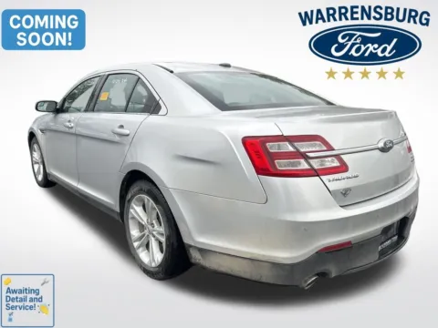More photos of 2018 Ford Taurus SEL at Warrensburg Ford, MO