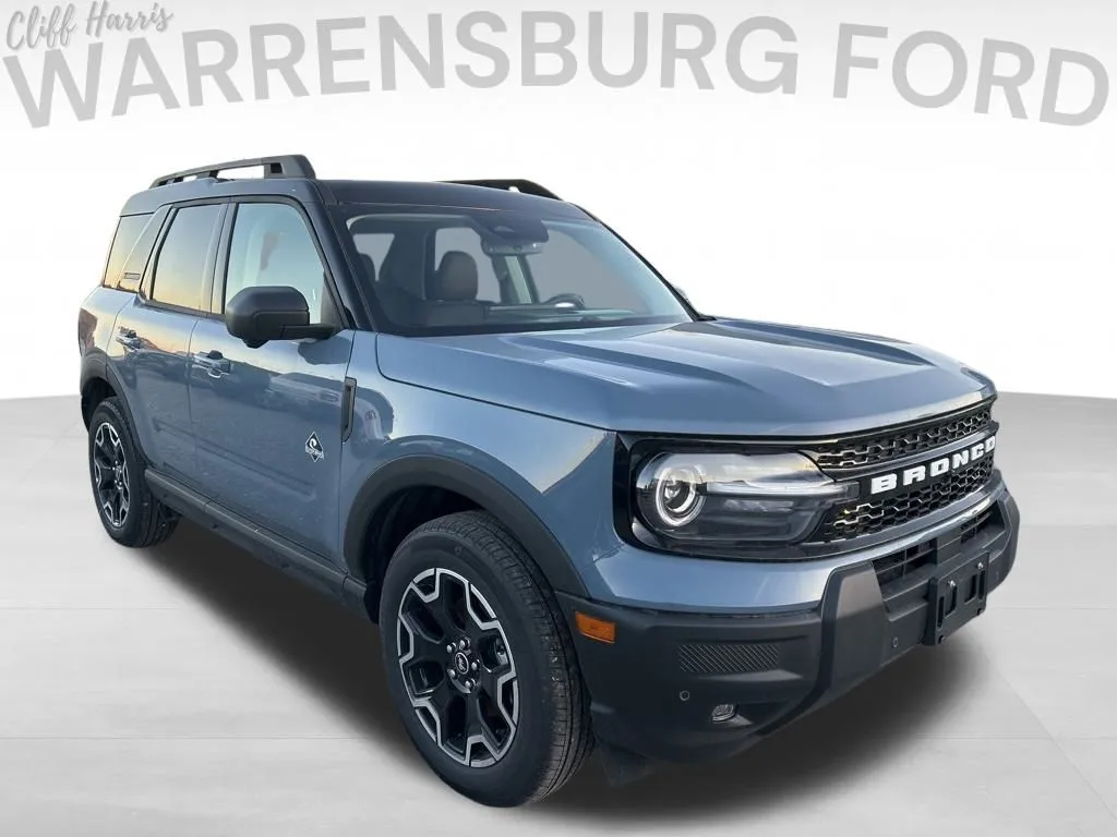 2025 Ford Bronco Sport Outer Banks's photo
