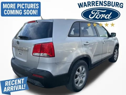 More photos of 2013 Kia Sorento LX at Warrensburg Ford, MO