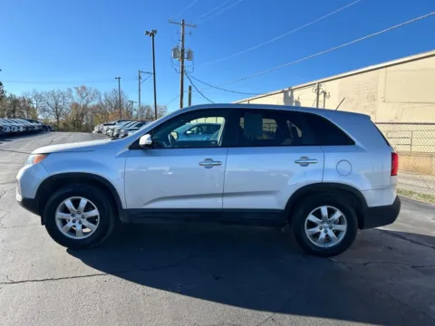 More photos of 2013 Kia Sorento LX at Warrensburg Ford, MO