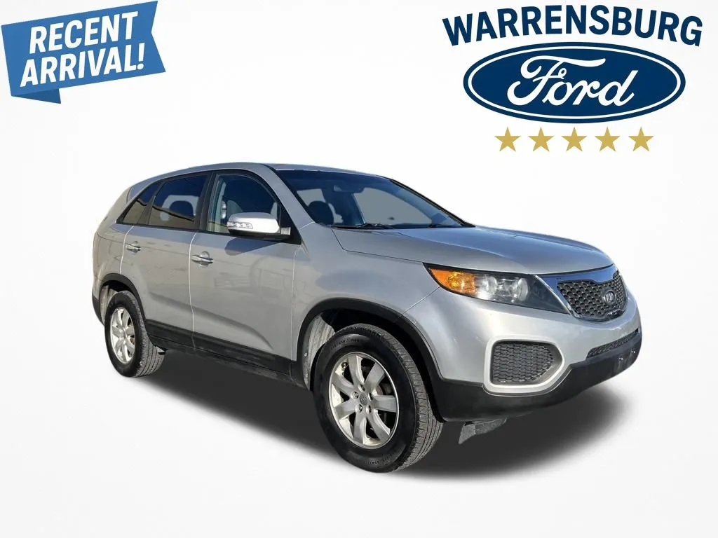 Used 2013 Kia Sorento LX with VIN 5XYKT4A10DG324497 for sale in Kansas City