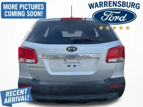More photos of 2013 Kia Sorento LX at Warrensburg Ford, MO