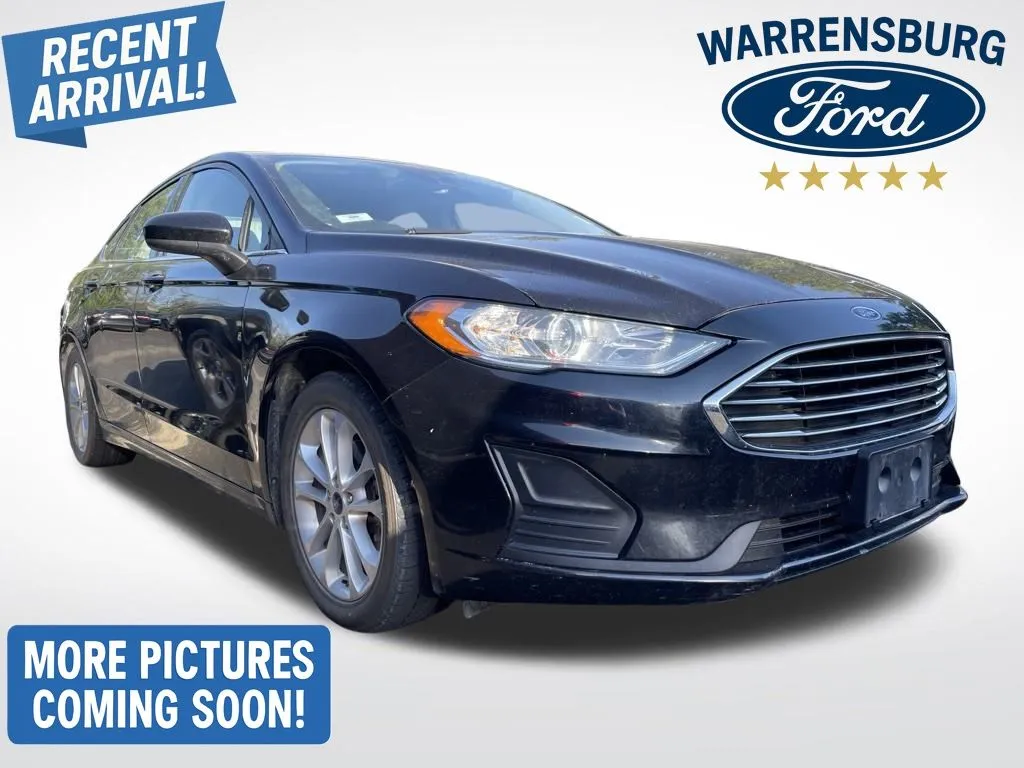 Black 2020 Ford Fusion SE for sale in Warrensburg, MO