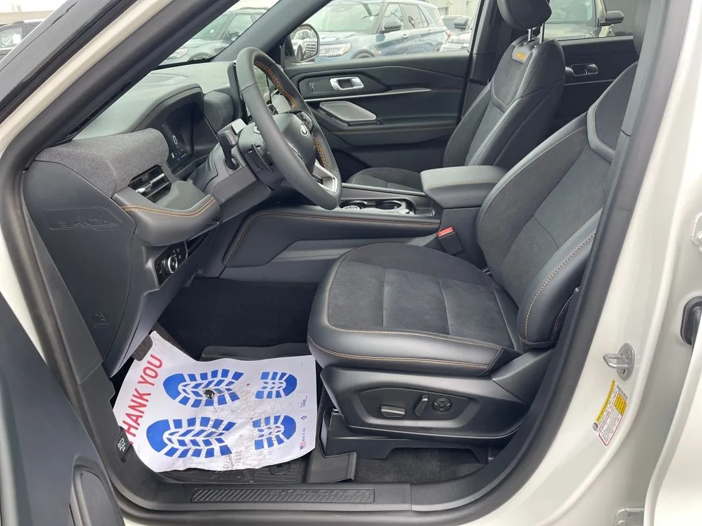 2026 Ford Explorer Tremor - Photo 14