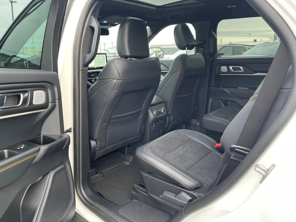 2026 Ford Explorer Tremor - Photo 19