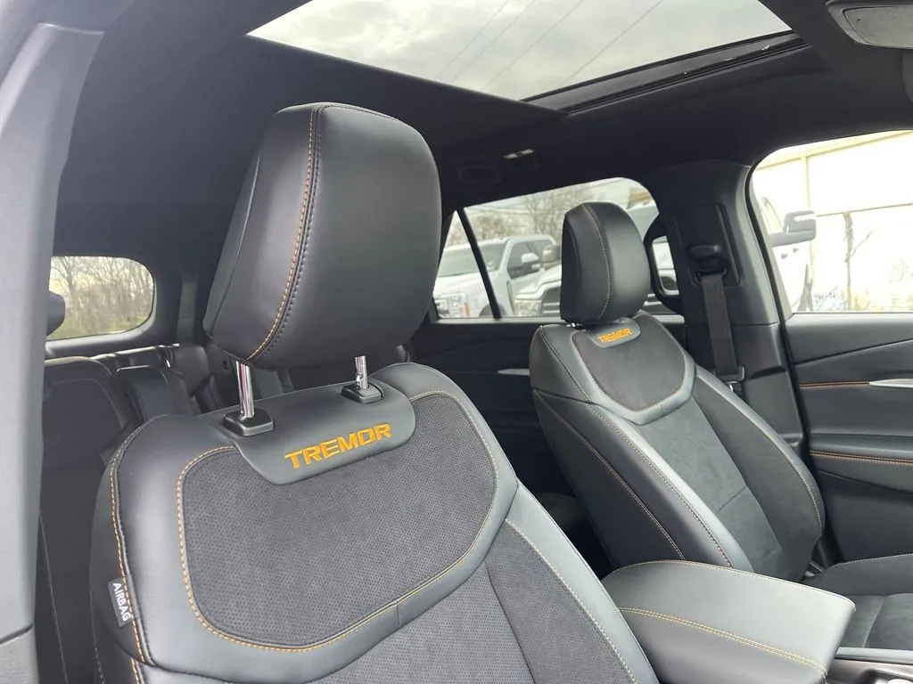 2026 Ford Explorer Tremor - Photo 16