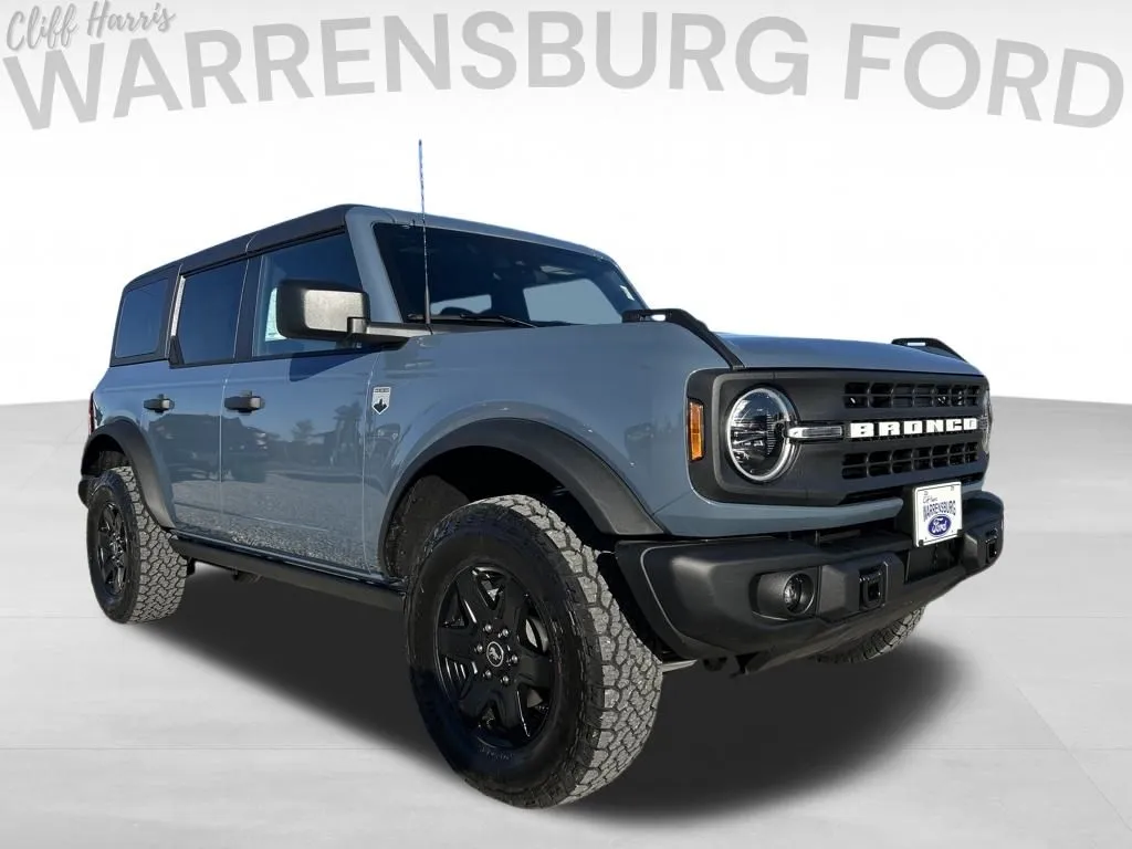 2025 Ford Bronco 4-Door Big Bend's photo