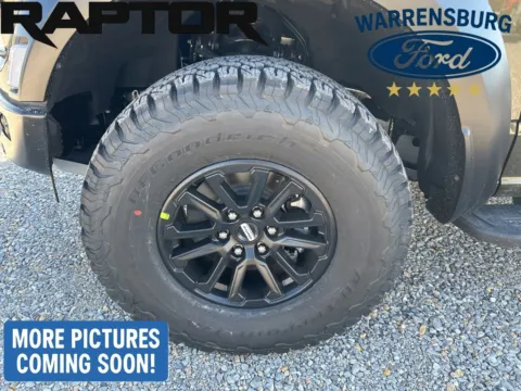 More photos of 2025 Ford F-150 Raptor at Warrensburg Ford, MO
