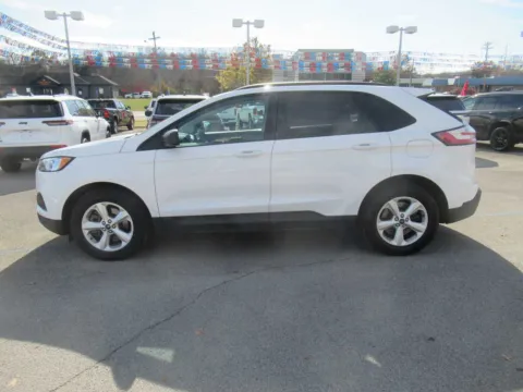 Photos of 2022 Ford Edge SE for sale in Jefferson City, TN at Farris Motor Company - Jefferson City