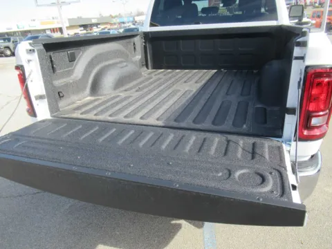 More photos of 2026 Ram 2500 Big Horn at Farris Motor Company - Jefferson City, TN