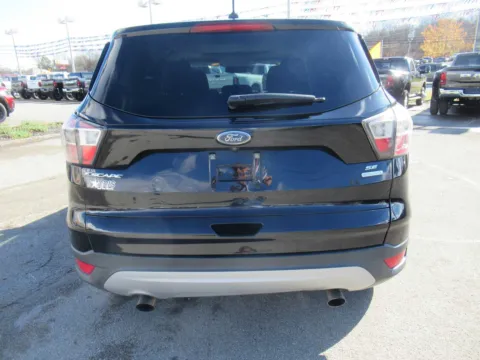 More photos of 2017 Ford Escape SE at Farris Motor Company - Jefferson City, TN