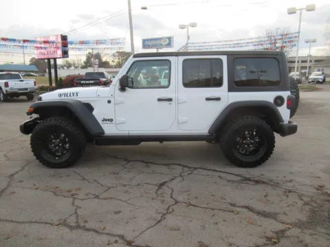 Photos of 2026 Jeep Wrangler Willys for sale in Jefferson City, TN at Farris Motor Company - Jefferson City