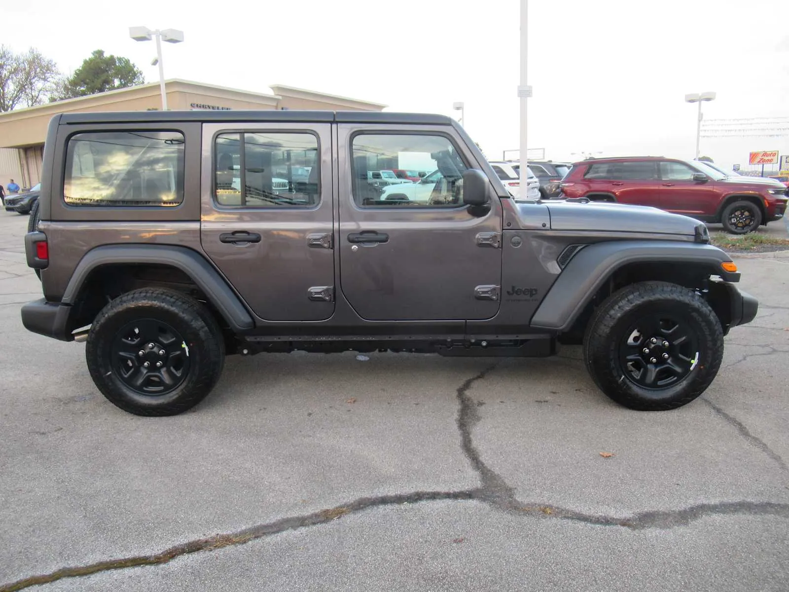 2026 Jeep Wrangler 4-Door Sport - Photo 7