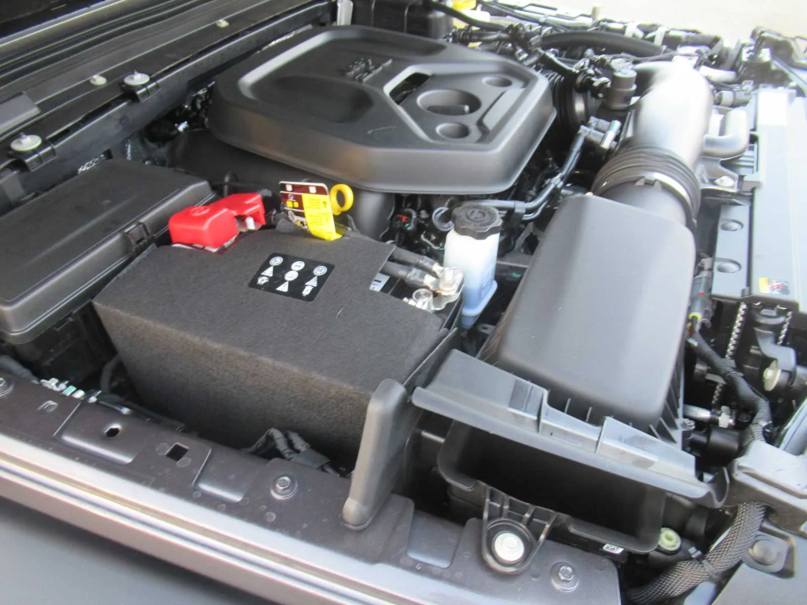 2026 Jeep Wrangler 4-Door Sport - Photo 12