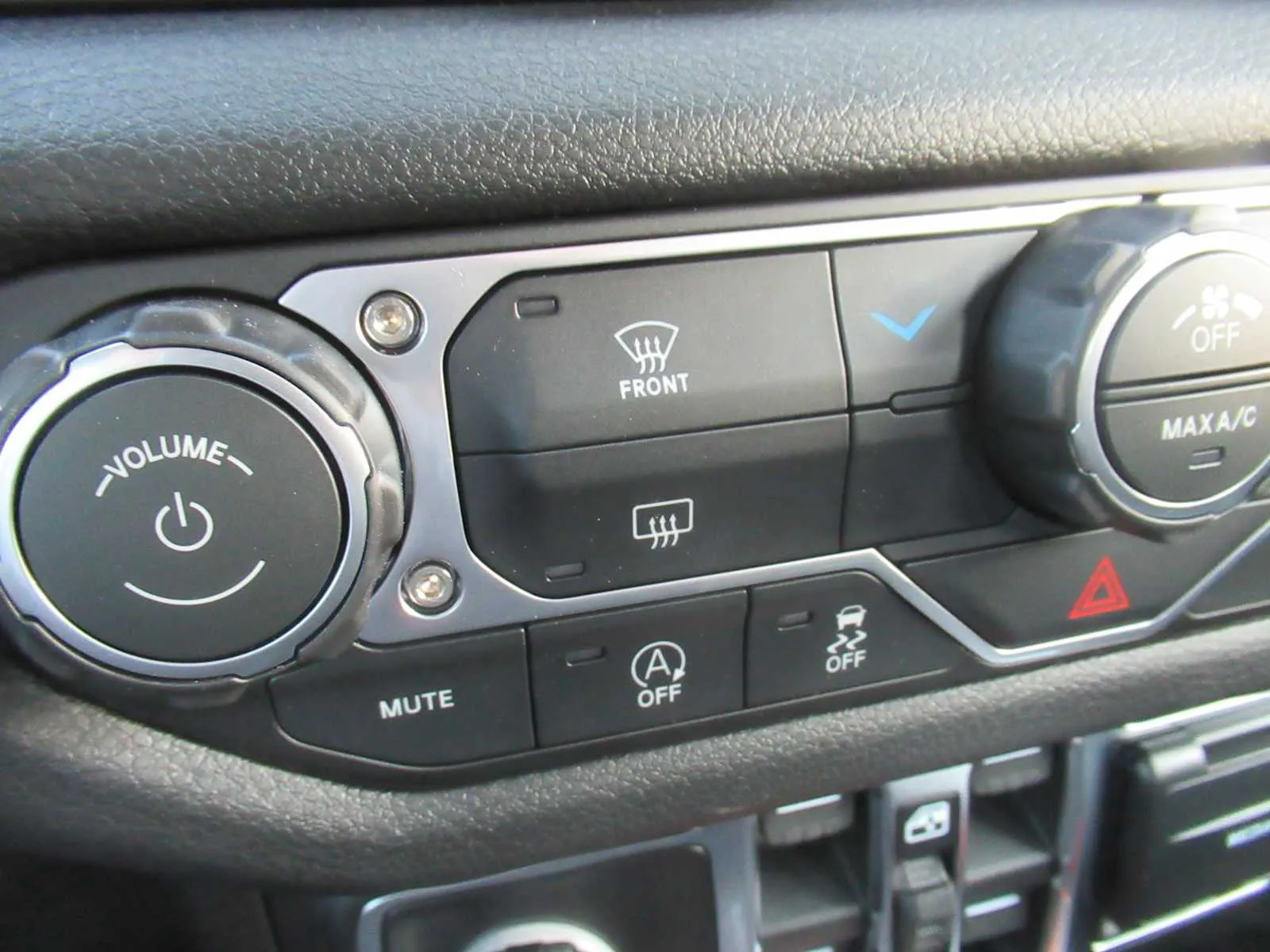 2026 Jeep Wrangler 4-Door Sport - Photo 34
