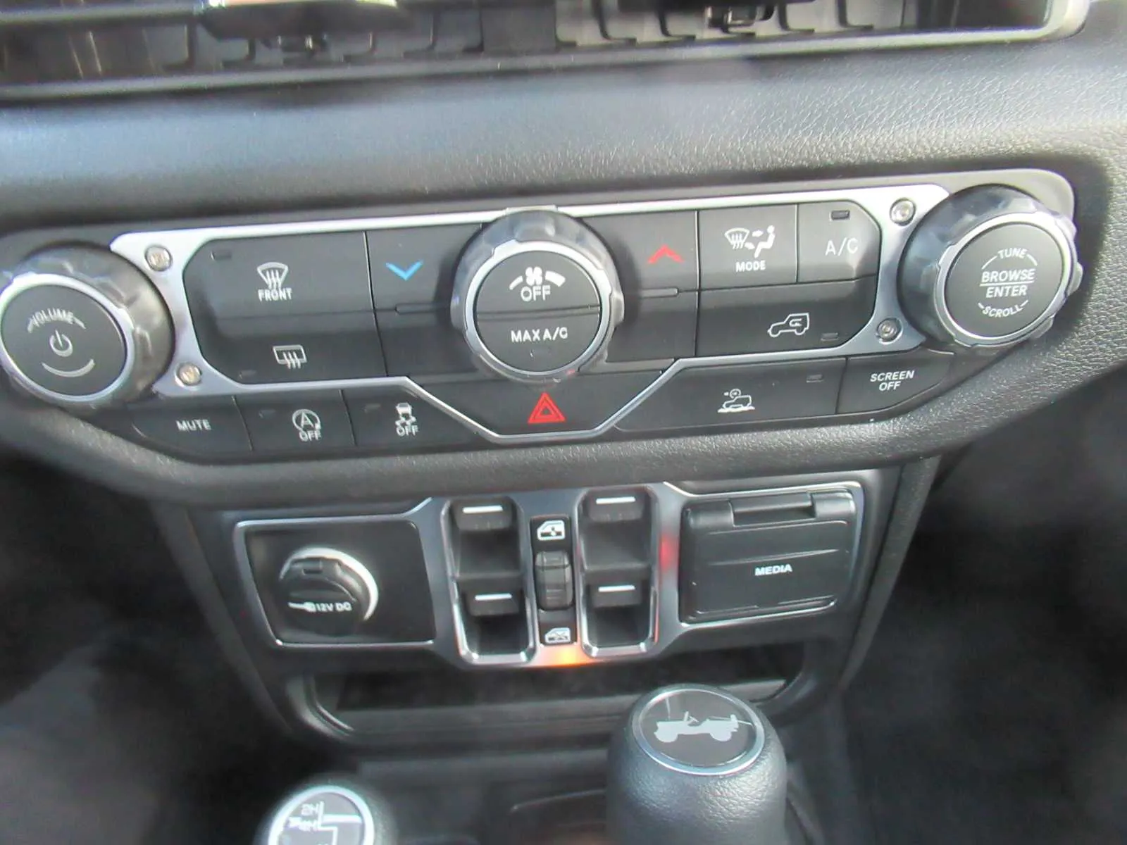 2026 Jeep Wrangler 4-Door Sport - Photo 32