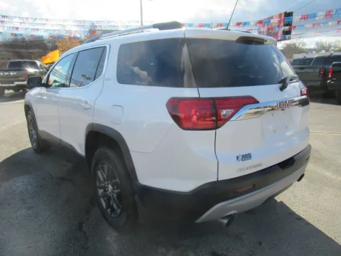 Another view of 2019 GMC Acadia SLT for sale in Jefferson City, TN at Farris Motor Company - Jefferson City