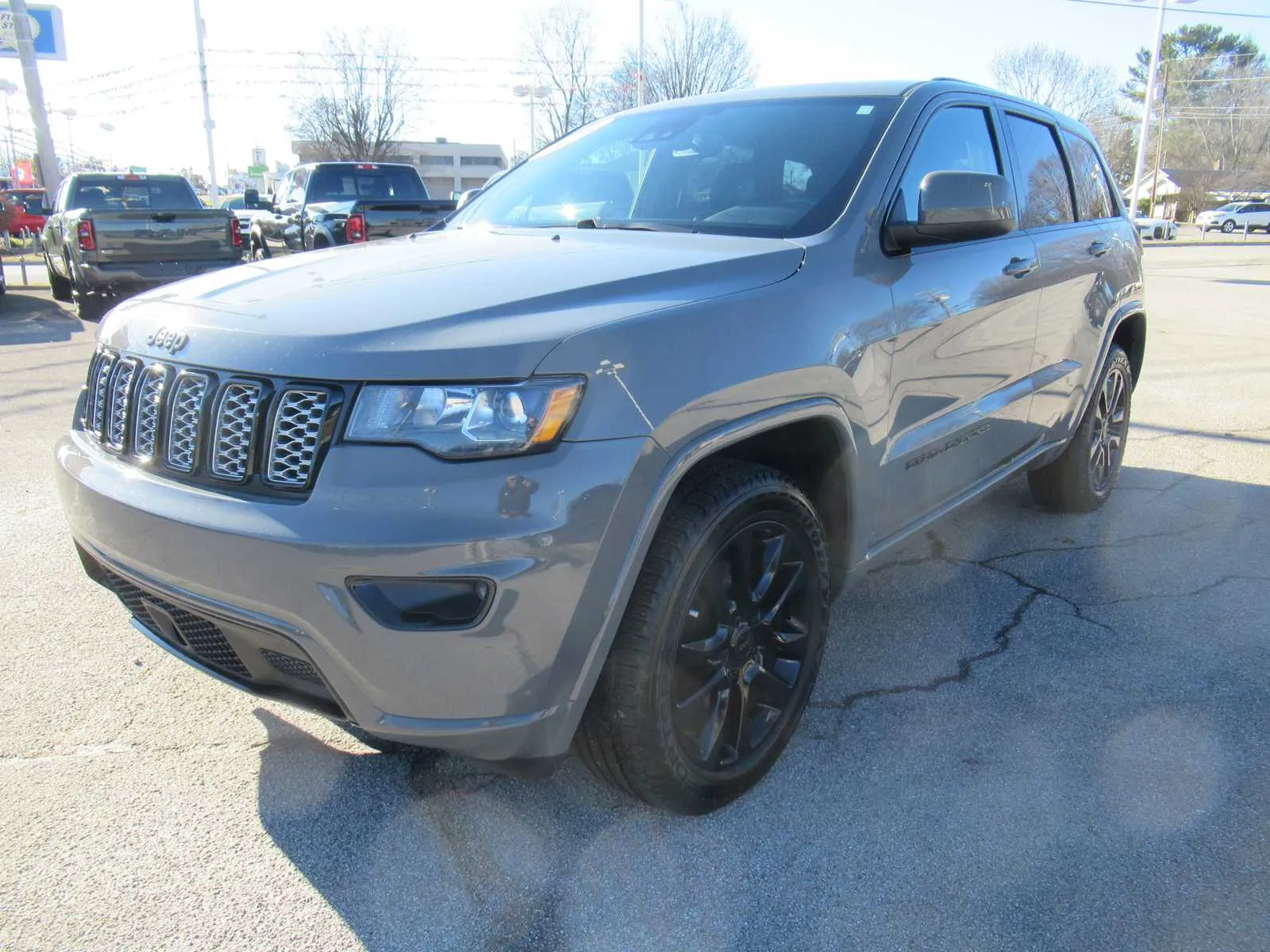 2020 Jeep Grand Cherokee Altitude