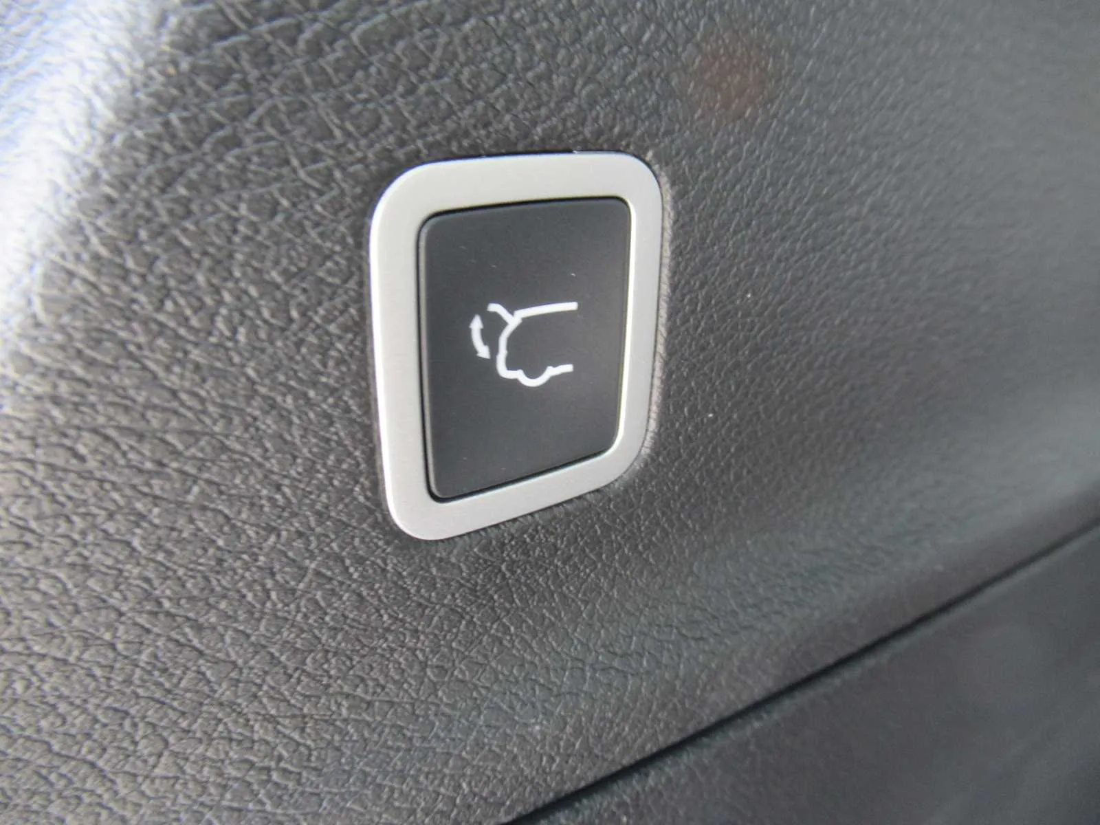 2026 Chrysler Voyager LX - Photo 7