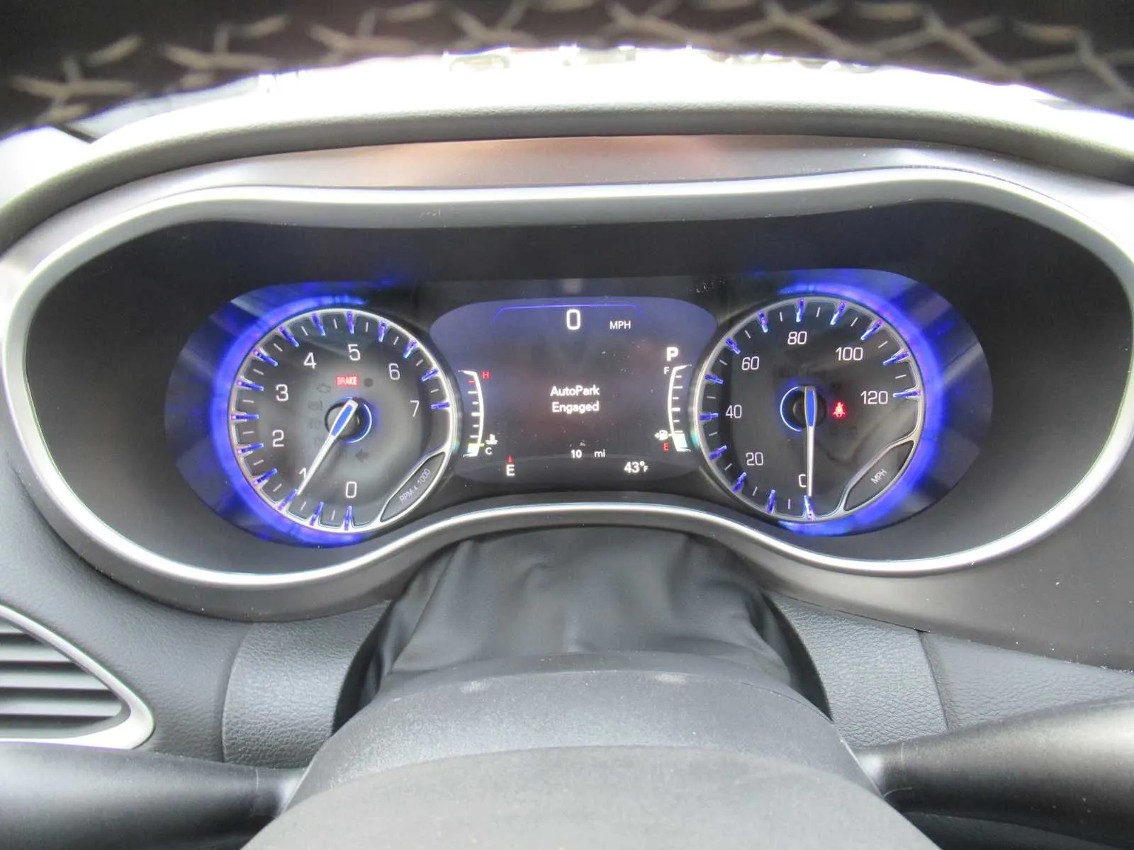 2026 Chrysler Voyager LX - Photo 25