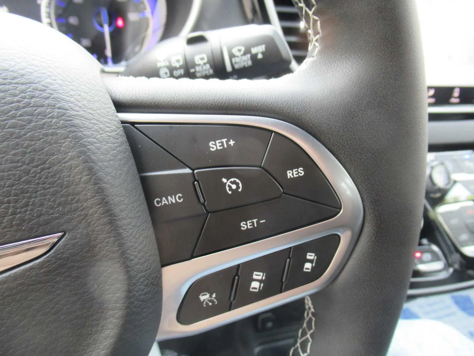 2026 Chrysler Voyager LX - Photo 22