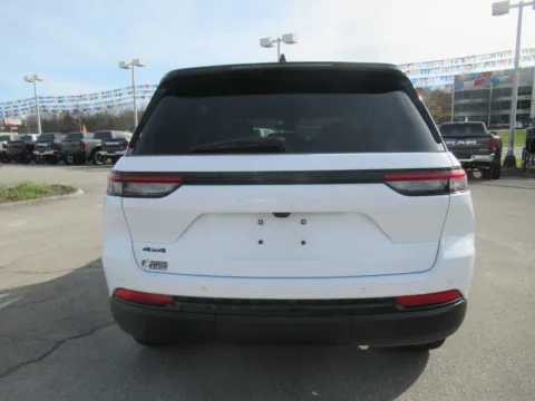 More photos of 2025 Jeep Grand Cherokee Limited at Farris Motor Company - Jefferson City, TN