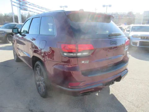 Another view of 2018 Jeep Grand Cherokee High Altitude for sale in Jefferson City, TN at Farris Motor Company - Jefferson City