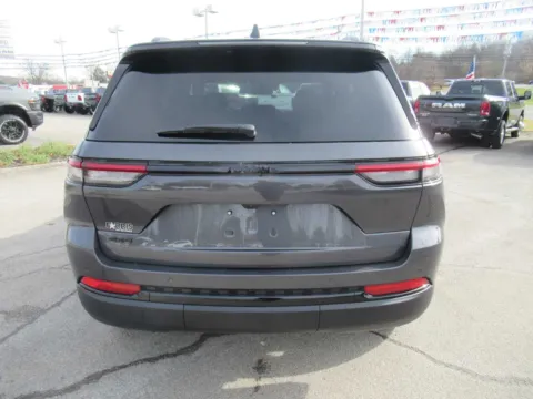 More photos of 2025 Jeep Grand Cherokee Limited at Farris Motor Company - Jefferson City, TN