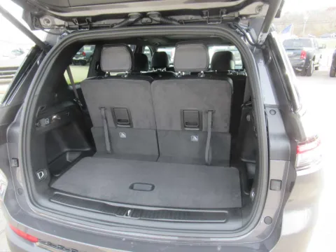 More photos of 2025 Jeep Grand Cherokee L Limited at Farris Motor Company - Jefferson City, TN