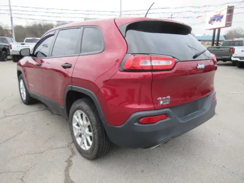 Another view of 2017 Jeep Cherokee Sport for sale in Jefferson City, TN at Farris Motor Company - Jefferson City