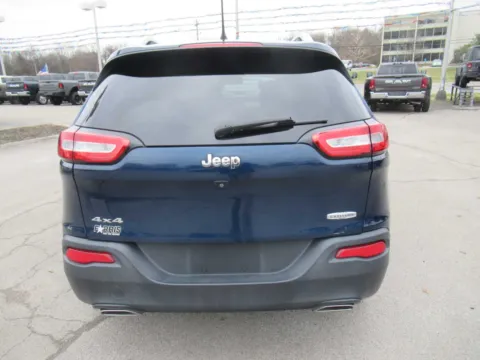 More photos of 2018 Jeep Cherokee Latitude Plus at Farris Motor Company - Jefferson City, TN