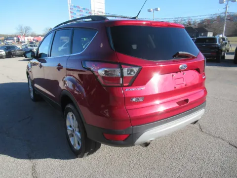 Another view of 2017 Ford Escape SE for sale in Jefferson City, TN at Farris Motor Company - Jefferson City